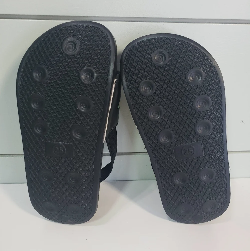 8K BABY YODA ON BOARD Slides Black Green Toddler Size 8K (Unisex)